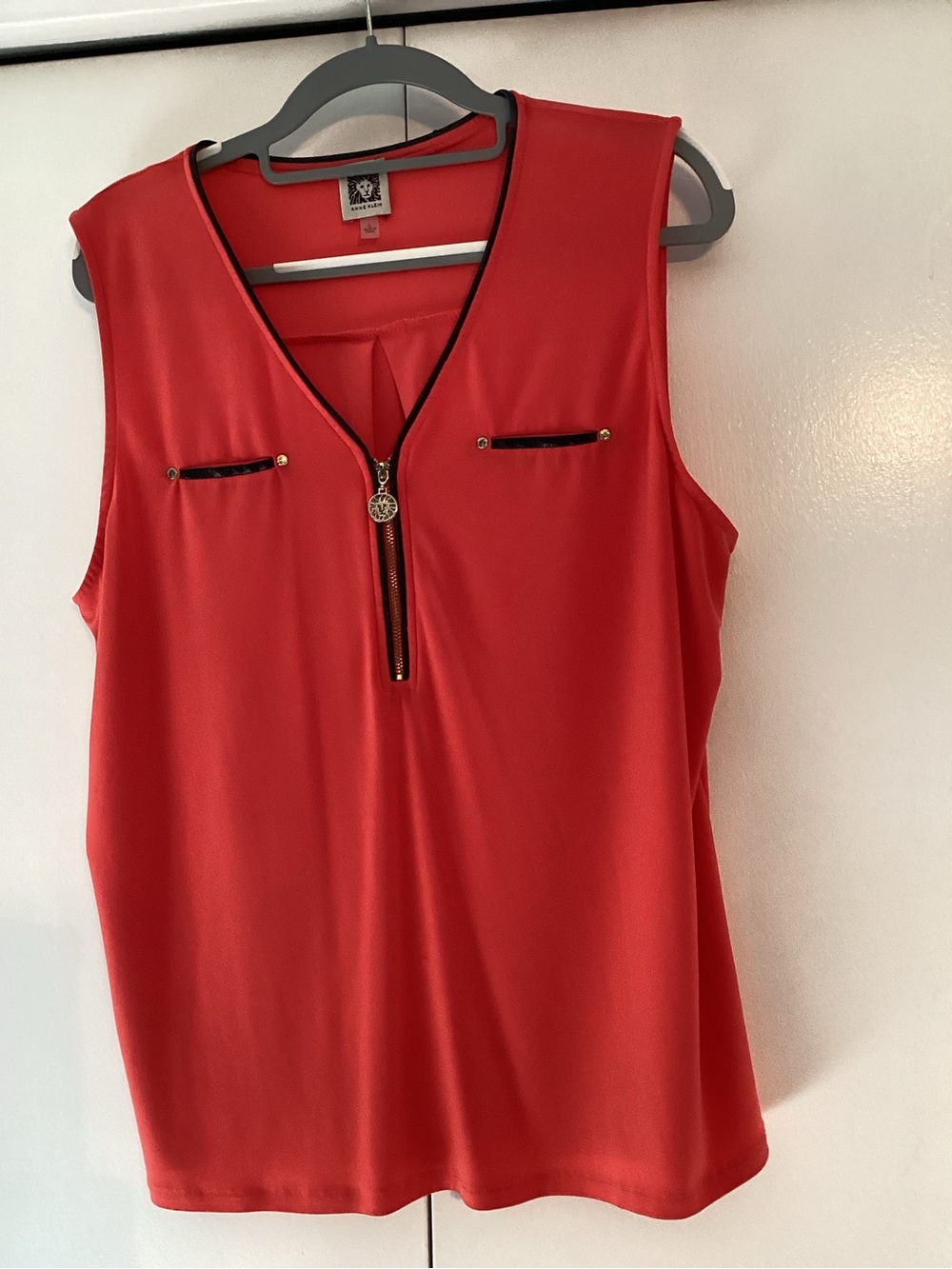 Anne Klein Red Sleeveless Zip-Front Blouse with Black Trim